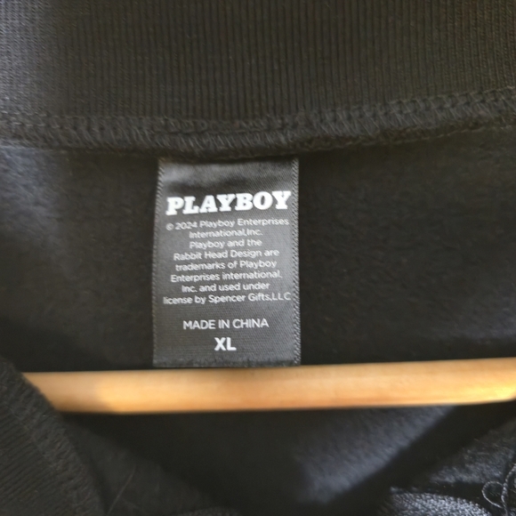 Playboy Cropped Sweatshirt Black And White Size XL - Picture 10 of 11